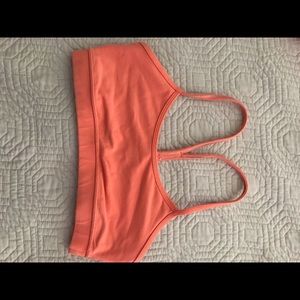 Lululemon power y sports bra size 8
